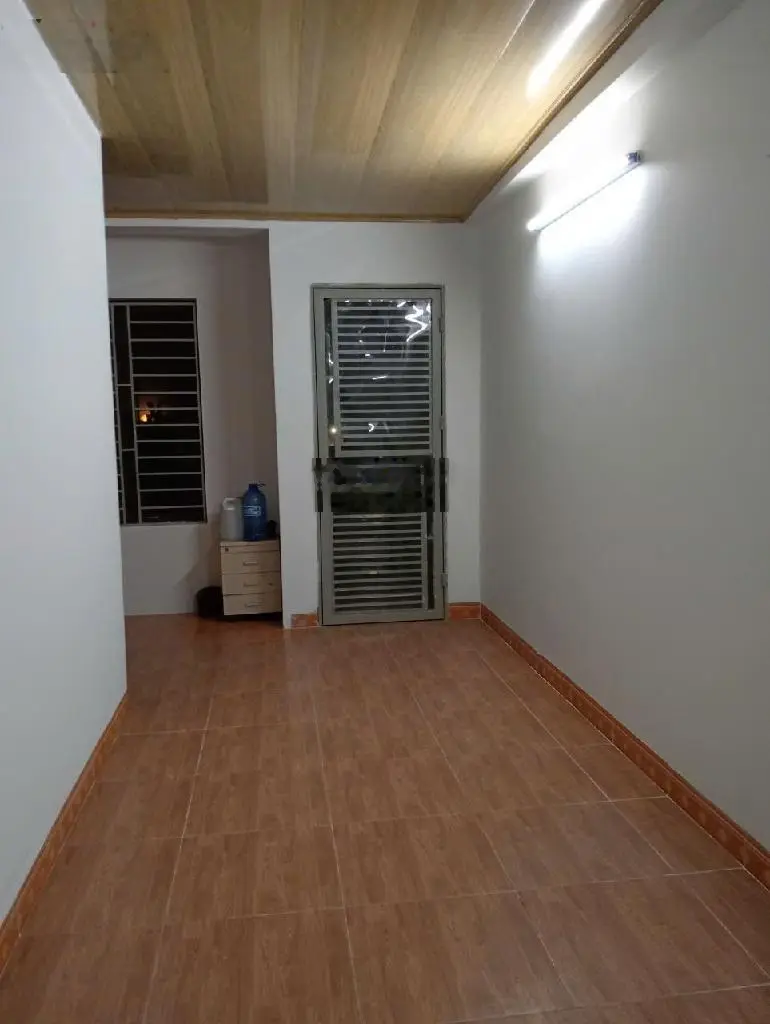 Giáp Hải - Đông Dư 3 tầng 60m2, gần trục chính - nhà đẹp ở luôn MT 5,1m - cạnh 379 đi Ecopark