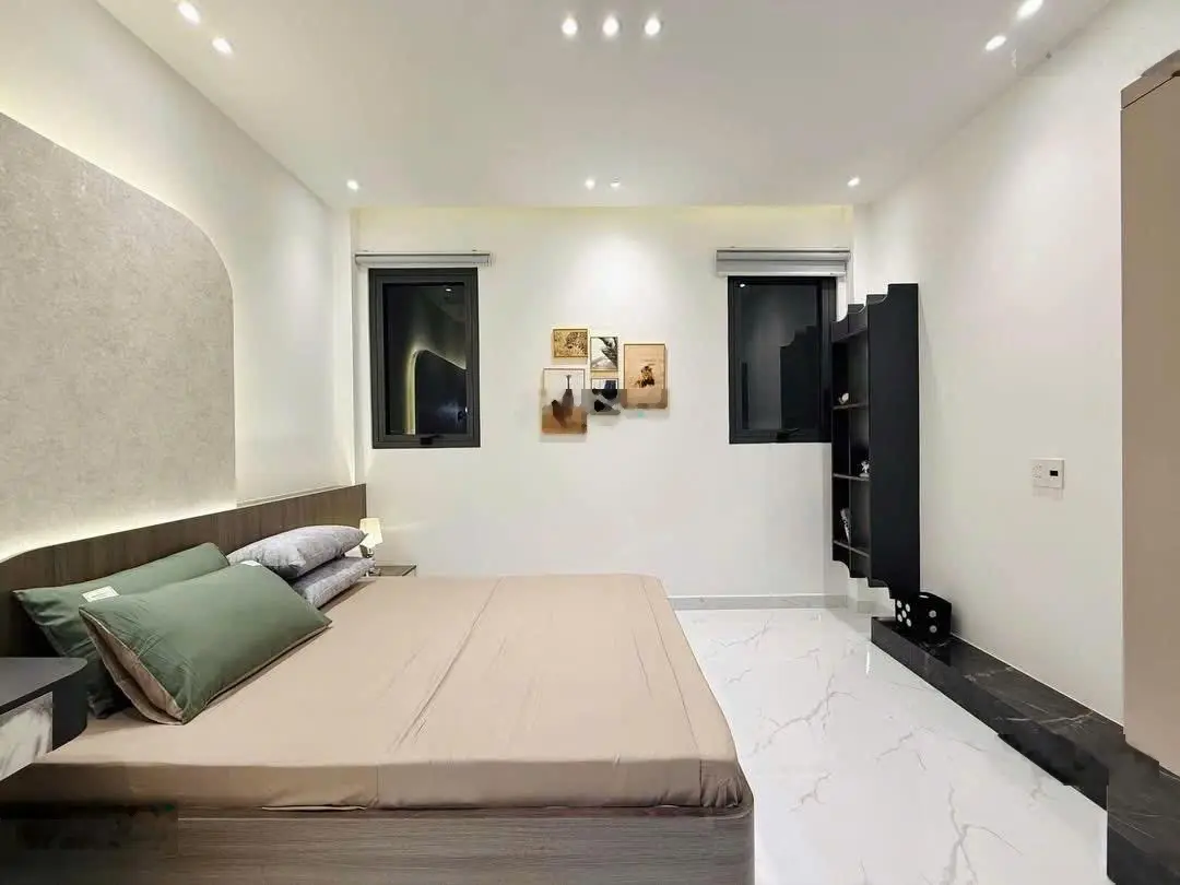 Ngộp vốn cần bán nhà Đường Bành Văn Trân P7 Tân Bình Giá 3tỷ260/60m2(5x12m) nhà 3 lầu, có sổ sẵn,..