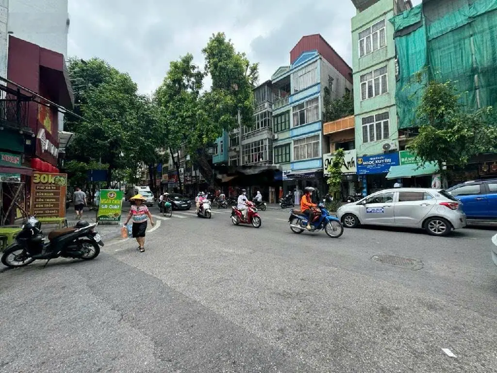 Bán nhà lô góc lò đúc -trần khát chân, hai bà trưng - kinh doanh đỉnh nóc -giá 25.5 tỷ