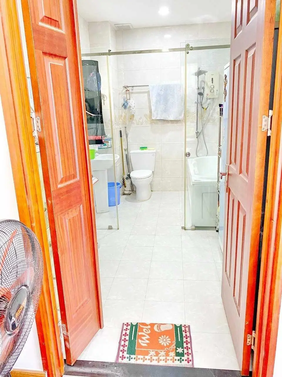 HXH Nguyễn Khắc Nhu, Q1 - Nhà 5 tầng, ngang 6m, cam kết TT chuẩn 100%