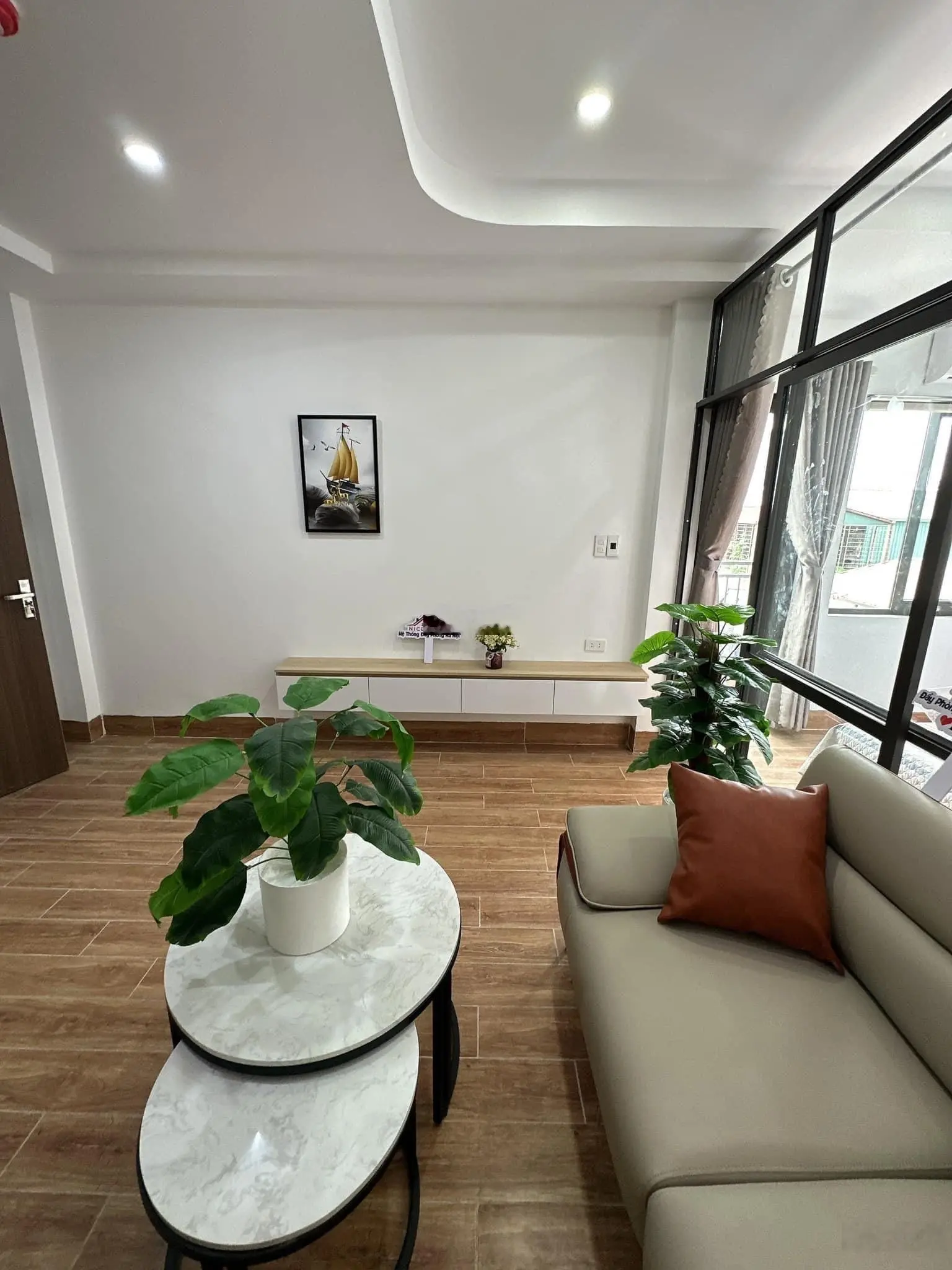 (Hiếm) tòa CHDV Xã Đàn - Đống Đa, 78m2*9 tầng, gần phố, sổ đẹp, đủ PCCC, 15 phòng KK, lãi 9.8%/năm
