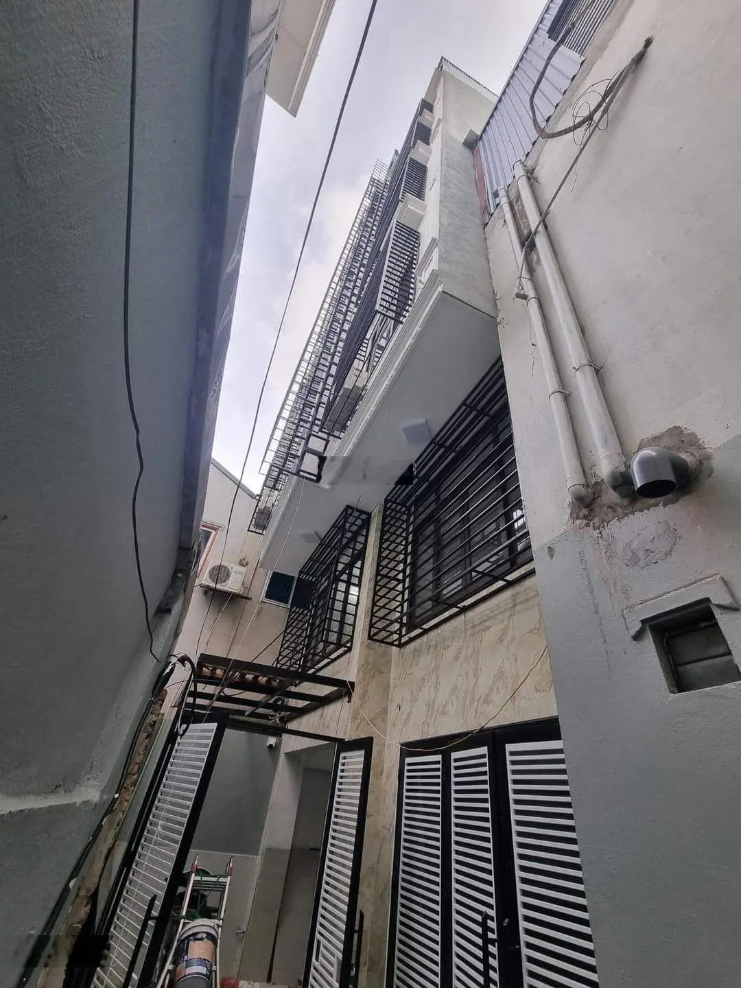 Bán gấp nhà siêu hiếm dòng tiền Xuân Phương. 49m2 x 7 tầng xây mới full nội thất 12 phòng khép kín