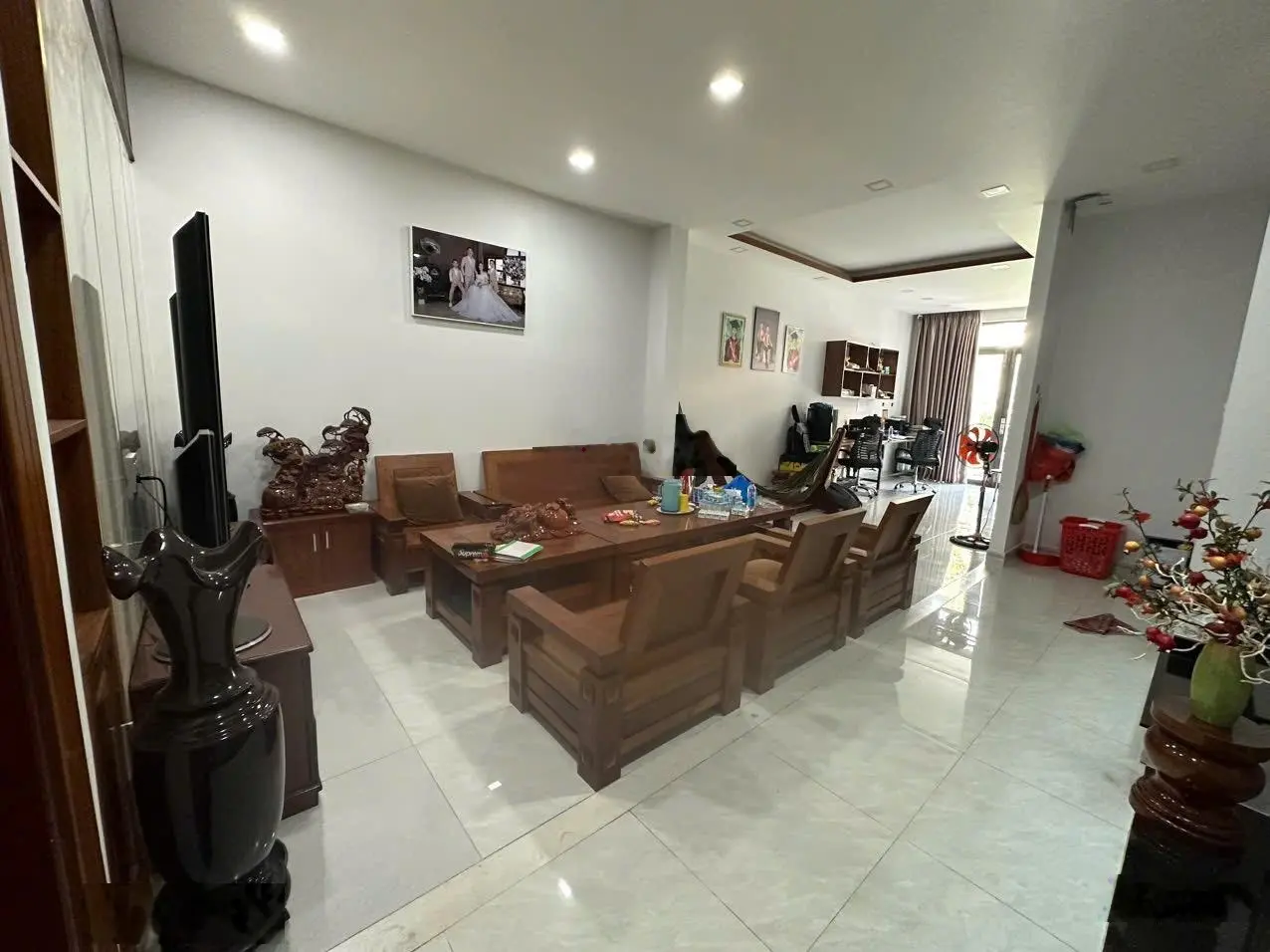 Bán nhà đẹp như mới mặt tiền đường nội bộ KDC Bình Hưng