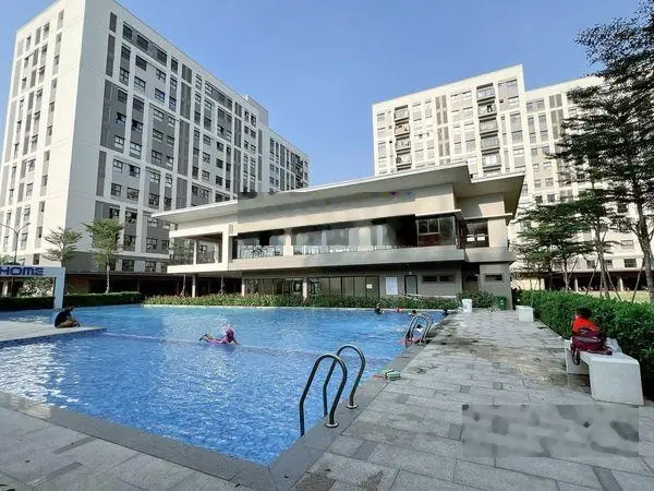 Cần bán căn hộ Ehome Southgate giá 1,1tỷ chuyển nhượng nhà mới nhận ở ngay liên hệ 0915 765 ***