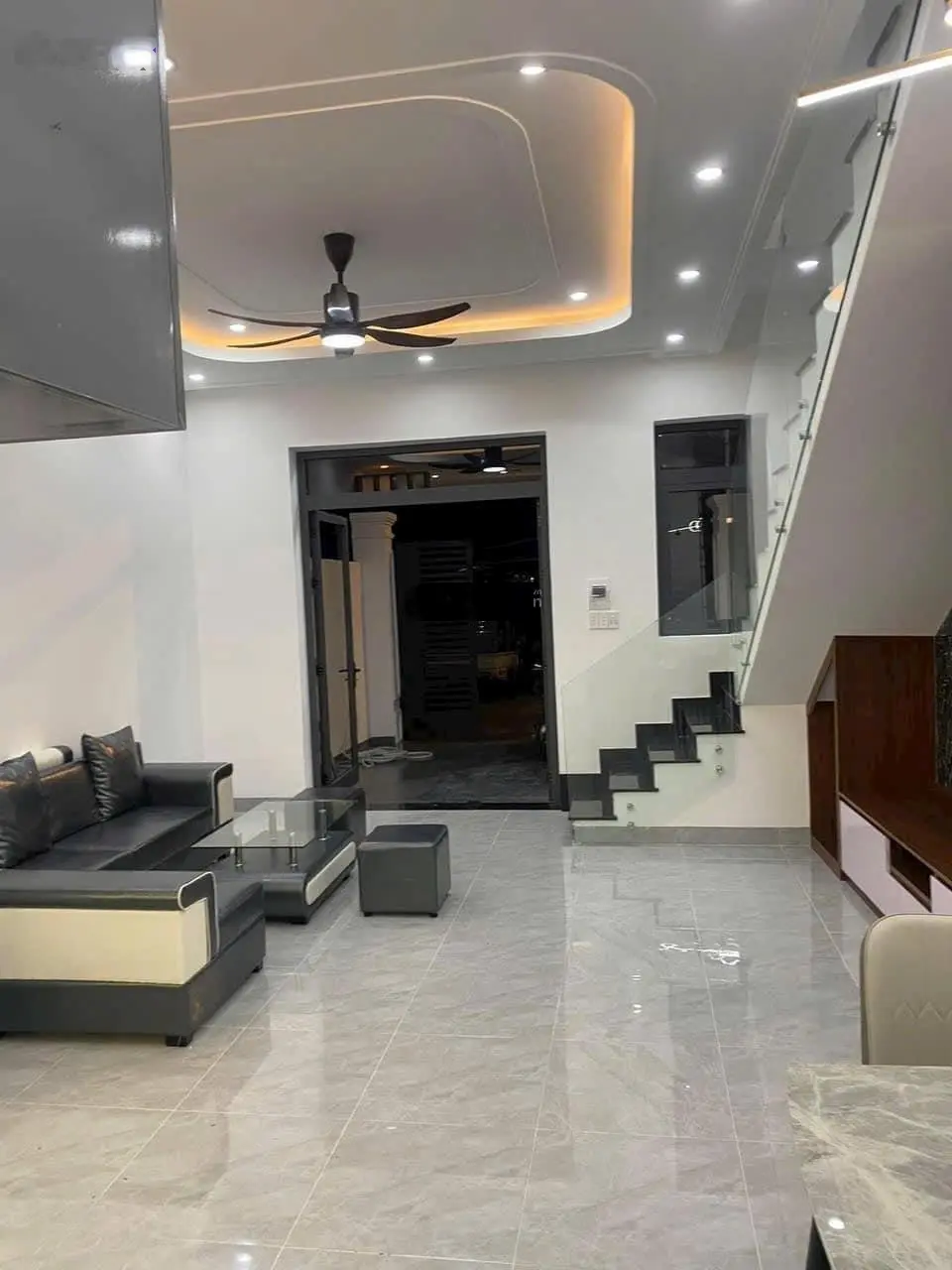 Nhà phố 90m2 đã có sổ. Chỉ đúng một căn duy nhất tại Lái Thiêu, Thuận An