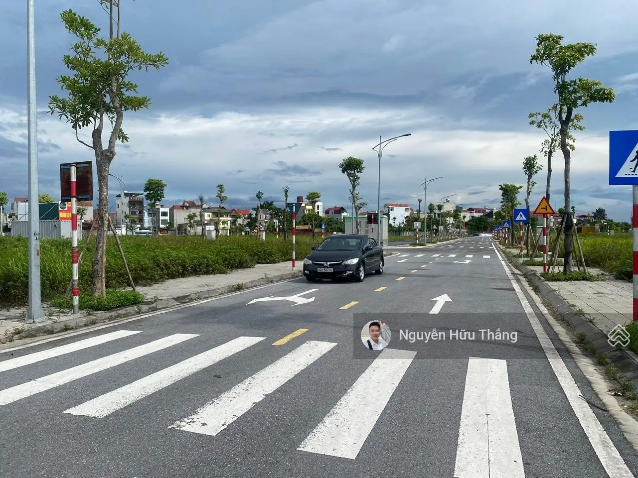 Đất đấu giá thuỵ lâm-đông anh,3 mặt thoáng,hạ tầng đẹp,đường trải nhựa,vỉa hè rộng, giá đầu tư