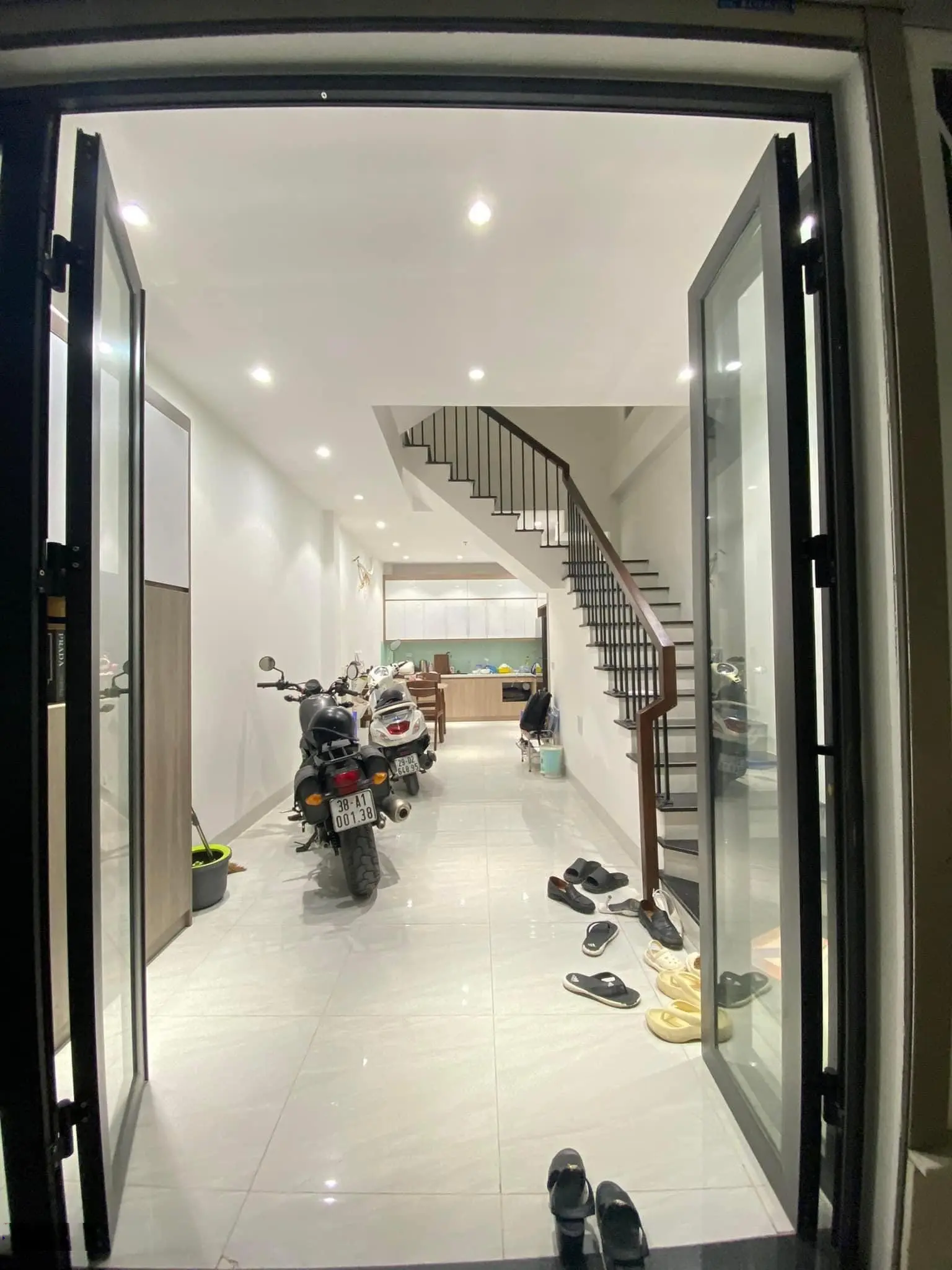 5.89 tỷ_107 trần khát chân_lô góc mới_ở ngày_34m2