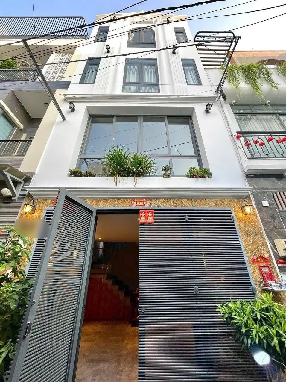 Kẹt tiền bán gấp nhà đường Tân Vĩnh. Phường 4. Quận 4. Giá siêu hiếm 3 tỷ 190. Gọi ngay 0904430105
