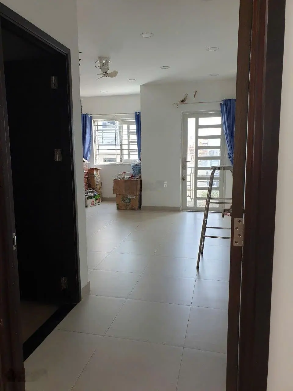 Bán nhà HXH 4,5x20 Dương Quảng Hàm, P5-trệt, 2 lầu, ST, 4PN giá 8,6tỷ gần trường Nguyễn Viết Xuân