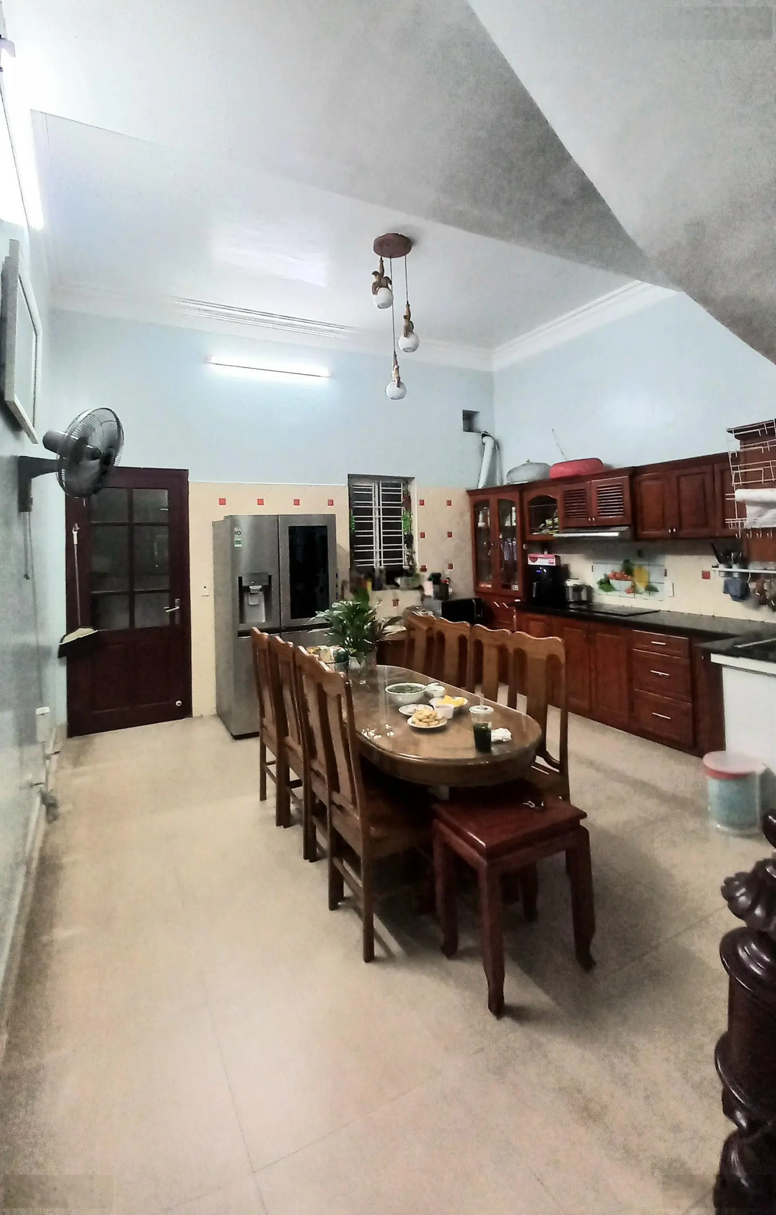 Bán nhà tại Phạm Văn Đồng, An Dũng, Dương Kinh. 101m, 3 tầng sân cổng, oto đỗ trong sân, chỉ 3,7 tỷ