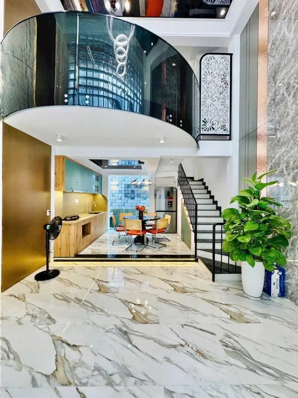 NHÀ 3 Tầng có Lửng ngang 4.5m; Ngay trường học Vạn Phúc city, cân Nhơn Hoà