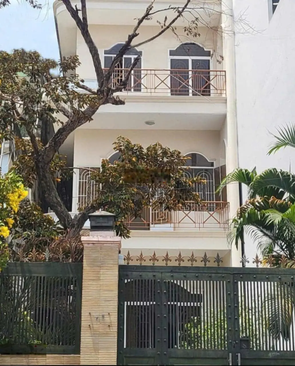 Bán nhà mặt phố tại Chu Mạnh Trinh, 150 triệu/m2, 145m2, uy tín, view đẹp, Thủ Đức, HCM