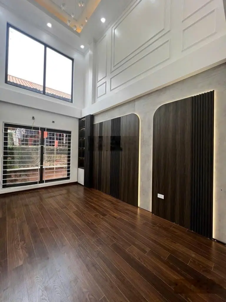 Phố Trần Khát Chân | Ngõ Ba Gác | Sổ Nở Hậu | 47m2 x 6Tầng - 6,2 Tỷ (Có TL )
