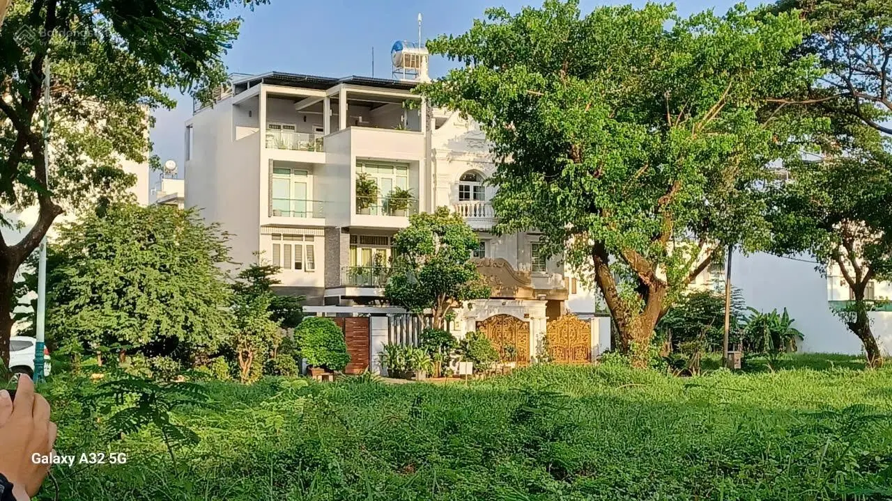 Bán đất dự án Huy Hoàng - Thạnh Mỹ Lợi - Quận 2 vị trí đẹp DT 5x20m, 8x20m, 15x20m giá từ 140tr/m2