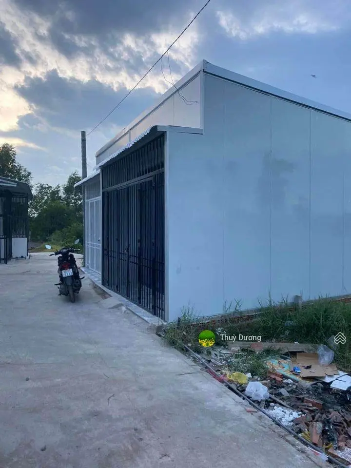 Chủ hạ giá bán nhanh nhà cấp bốn 56m2 sát chợ Kế Mỹ khu phố Hoà Thuận 2 Cần Giuộc Long An sẵn sổ