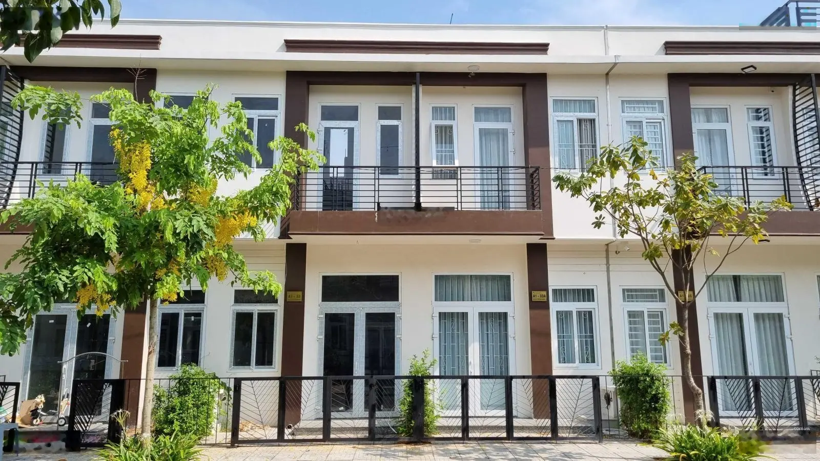 Cần bán căn nhà ngay Khu Đô Thị Trần Anh Riverside. SHR(Đã hoàn công).Bảo vệ an ninh 24/24.