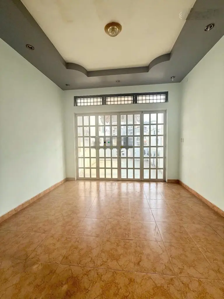 Nhà Hàng Xanh 1 sẹc, gần MT, hẻm 3m, 100m2, 3 tầng - chỉ 11,x tỷ