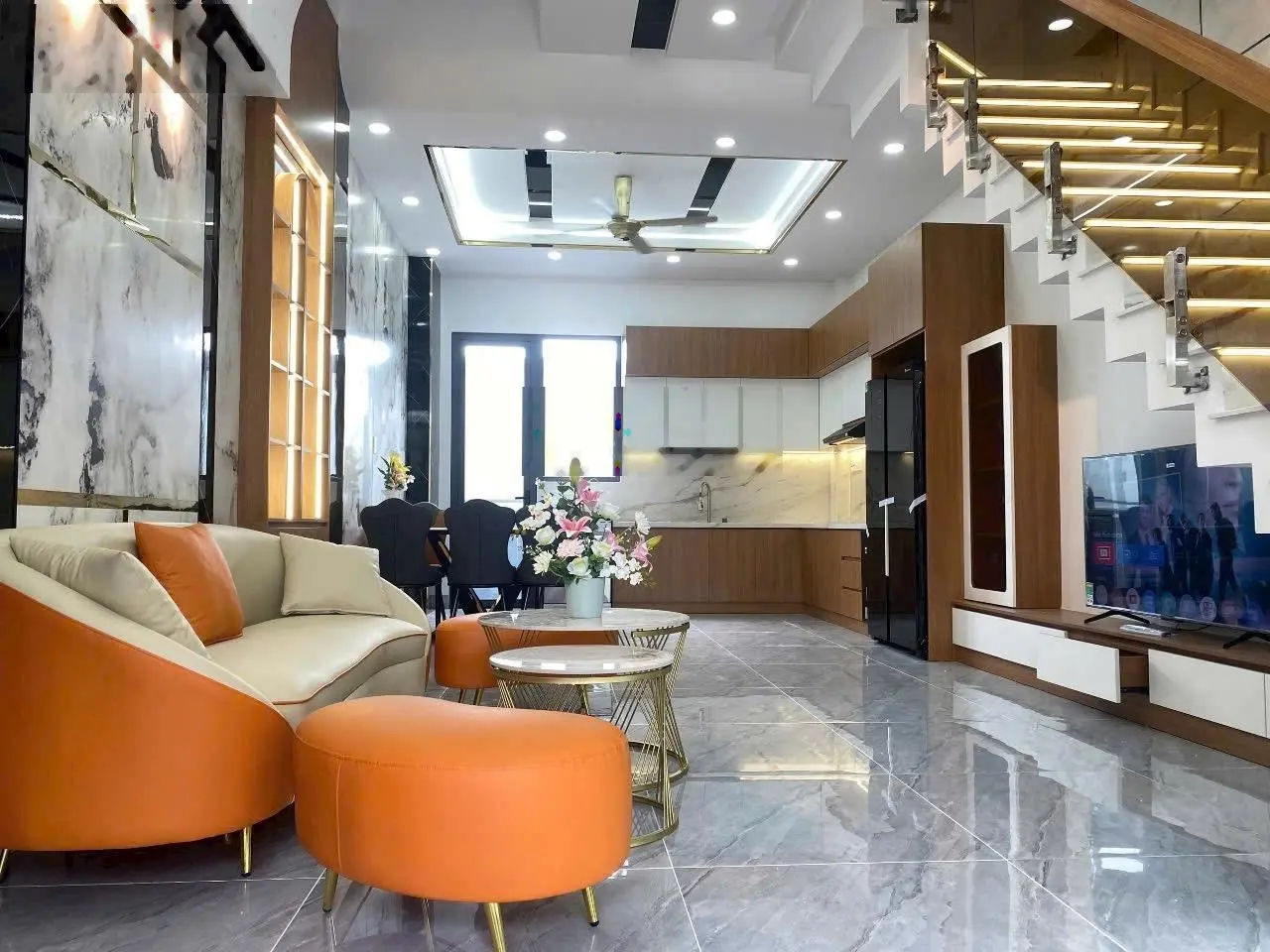 Bán nhà 4 tầng HXH Linh Đông, Thủ Đức, DTSD 175m2 2 giá chỉ 7.25 tỷ