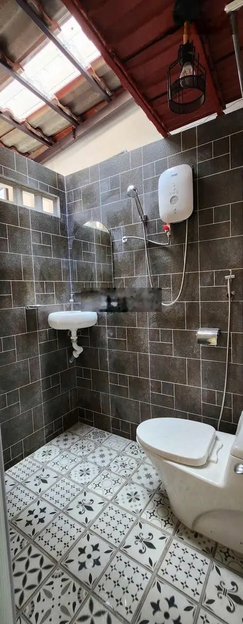 Bán Nhà 18/ Đường Nguyễn Cảnh Chân,Phường Cầu Kho ,Quận 1