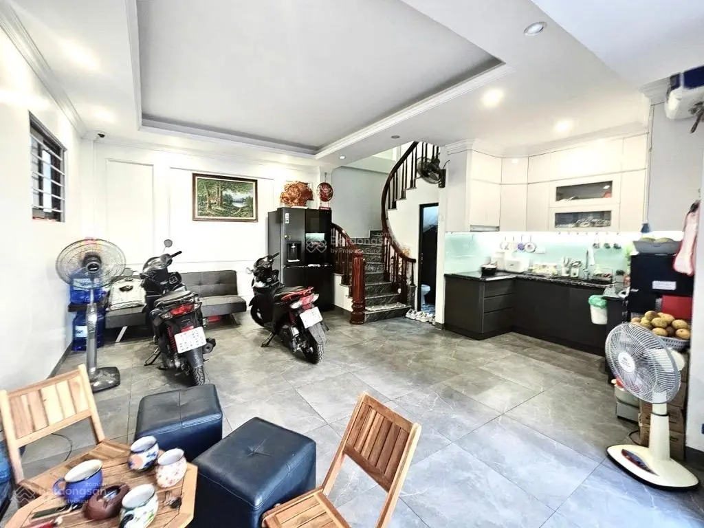 Bán nhà phố yên hòa, ô tô ngủ trong nhà, lô góc, ngõ thông, sát phố 12 tỷ 500