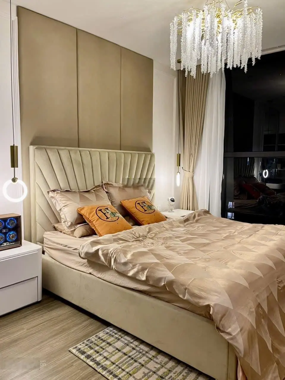 Chính chủ gửi Bán căn hộ 3PN2VS 93m2 giá 4,5 tỷ tại The Pavilion - Vinhomes Ocean Park