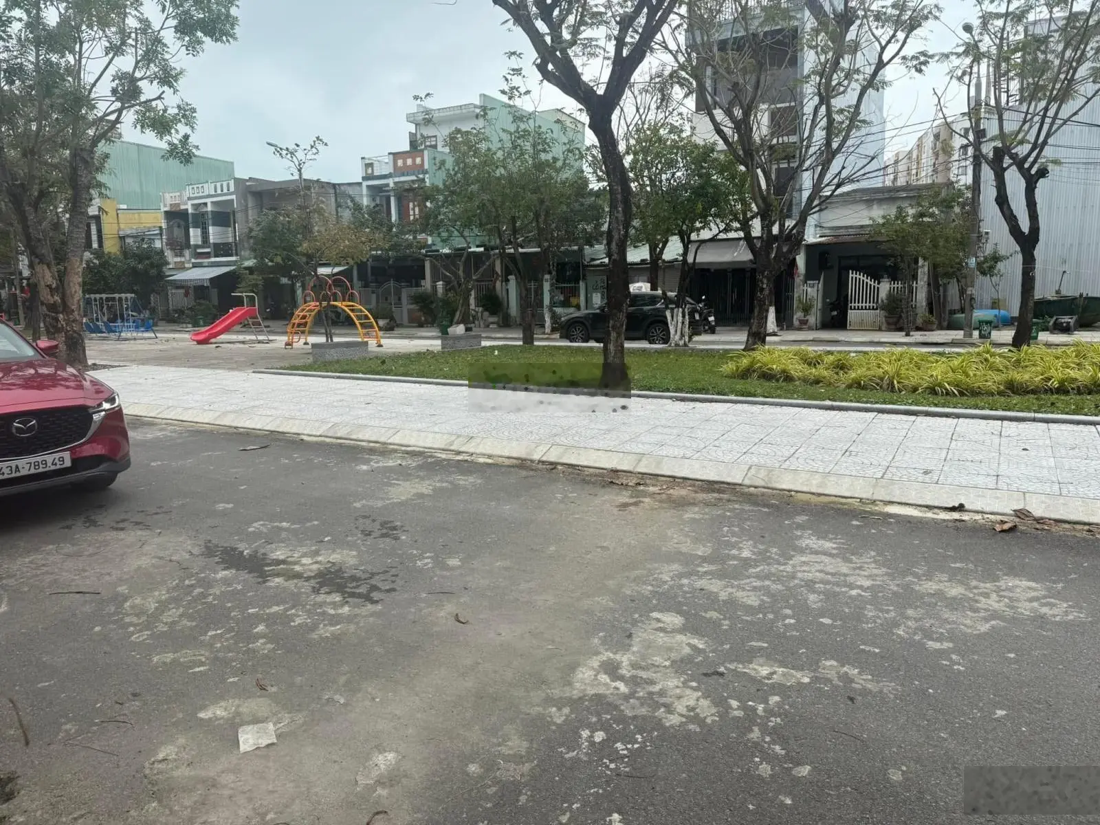 LVCC cần bán nhà mặt tiền đường Cổ Mân 8 đối diện công viên