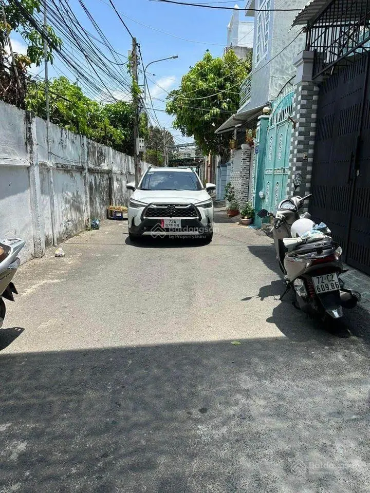 BÁN NHANH NHÀ 5x19=95m2 đường BÀ ĐIỂM 4 gần chợ BÀ Điểm Hóc Môn , buôn bán kinh doanh tốt , sổ sẵn