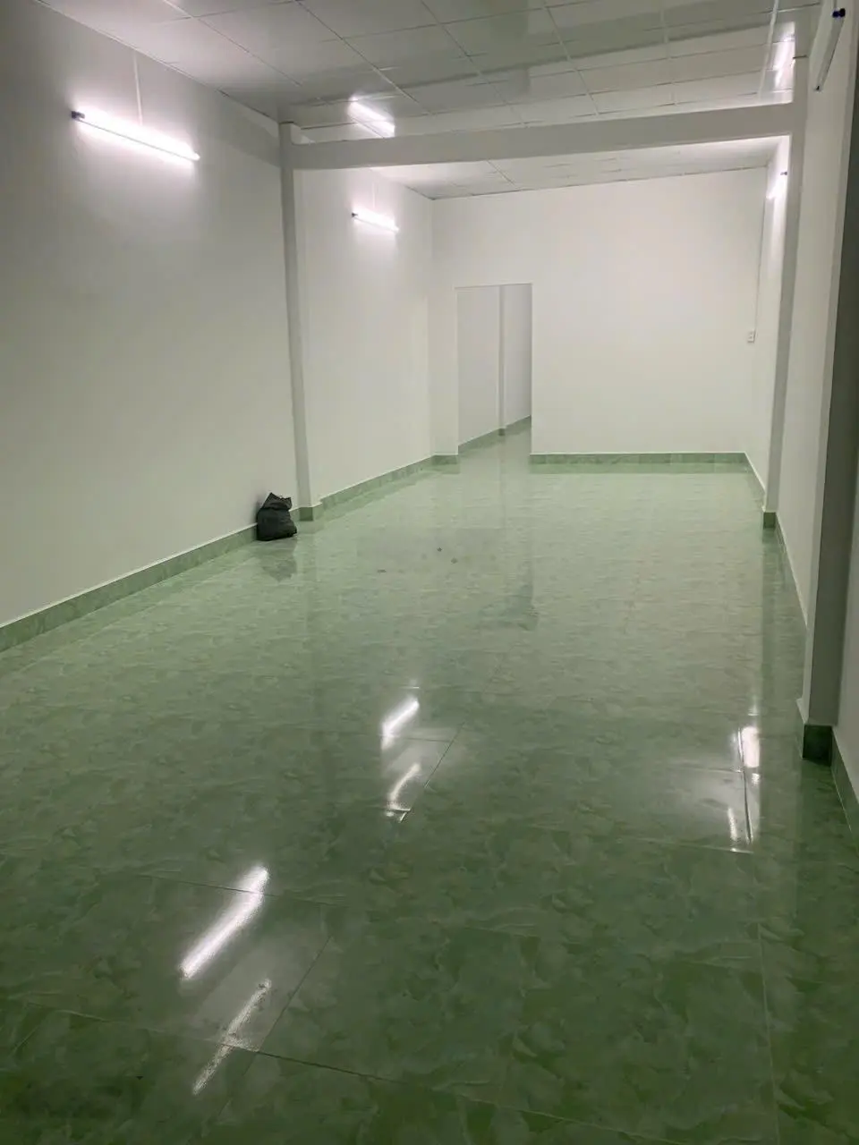 Cần bán nhà mặt phố giá 2,6 tỷ VND tại Cà Mau, diện tích 80m2