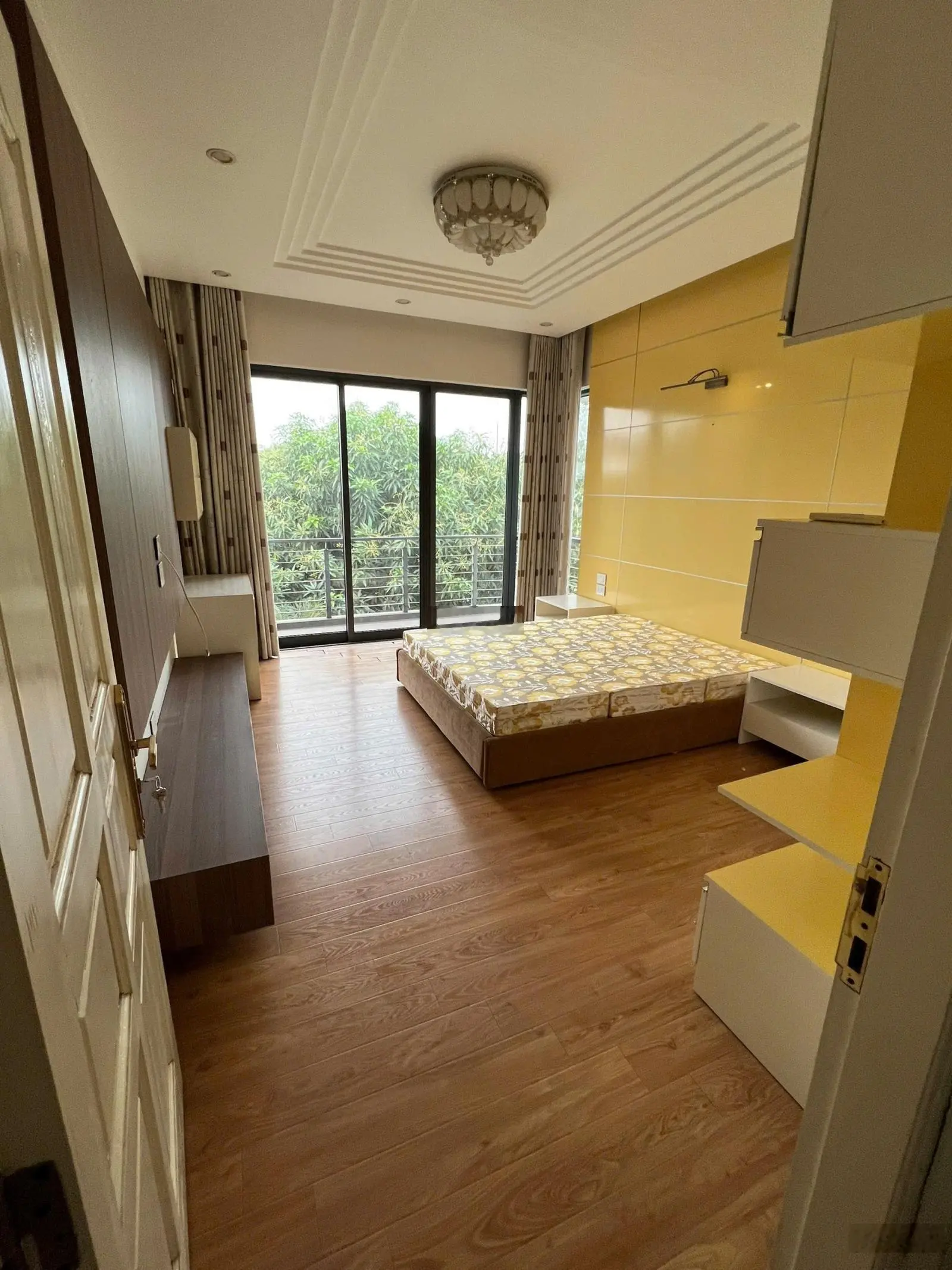 Bán biệt thự Liền Kề Khu đô thị Gamuda Gardens Hoàng Mai 236m2, 3 tầng, mặt tiền 8m. Dân trí cao