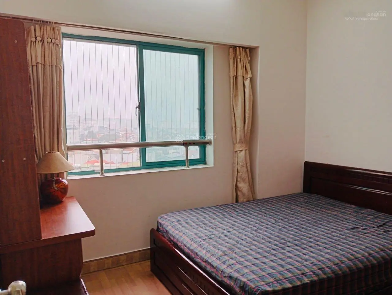 Bán căn hộ chung cư 671 Hoàng Hoa Thám, Ba Đình. 4,8 tỷ