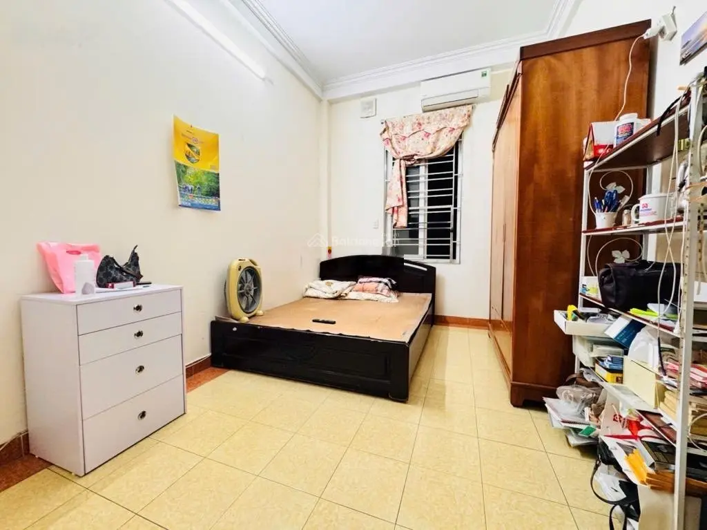 Nhà đẹp Đông Quan 50m2 - gần phố gần trường học FPT - ô tô tránh đỗ - ngõ thông - nhỉnh 10tỷ