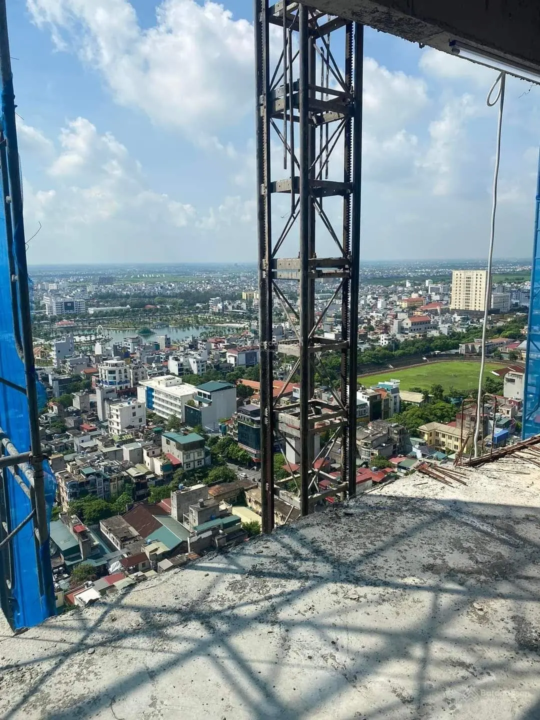 Căn hộ 2PN + 1 tầng 15 - L. 12B chung cư Eden Garden 30 tầng