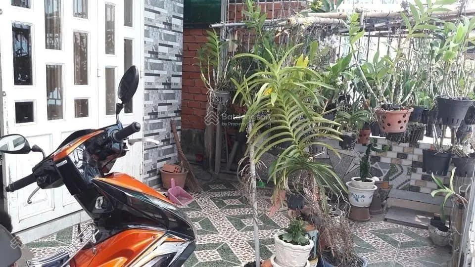 Bán nhà 2 tầng 120m2, ngay cân Nhơn Hoà Hiệp Bình Phước. 6PN, 5Wc