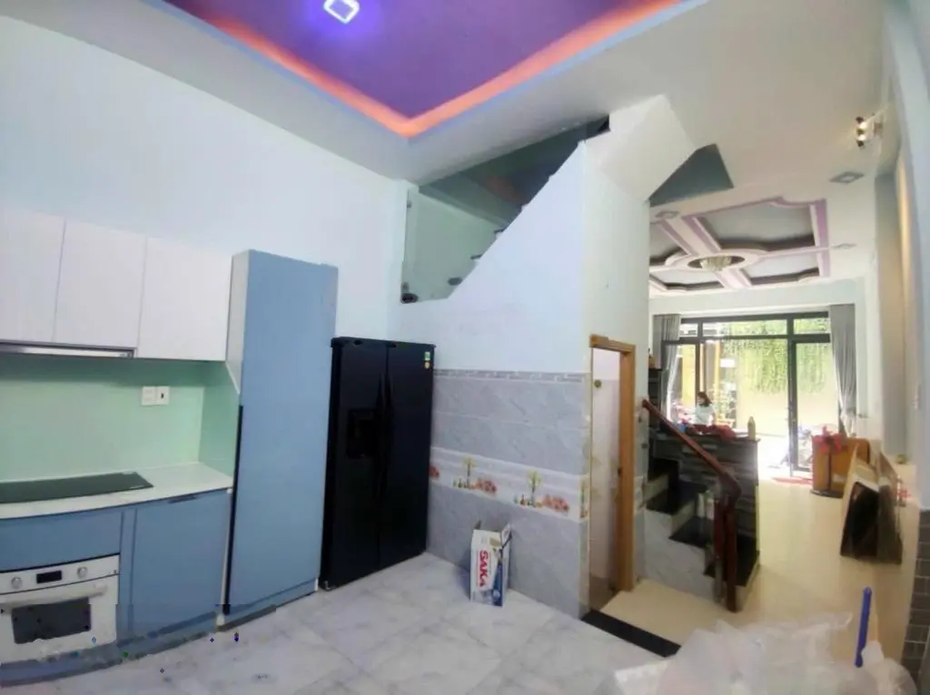 4x13(250m2 sàn) 4 tầng BTCT sân thượng, đường nhựa 7m, giá nhỉnh 4ty