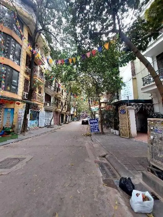 Mặt phố Nguyễn Cảnh Dị - Trịnh Đình Cửu - Kim Giang. 112m2 3 tầng mặt tiền 11m giá nhỉnh 20 tỷ