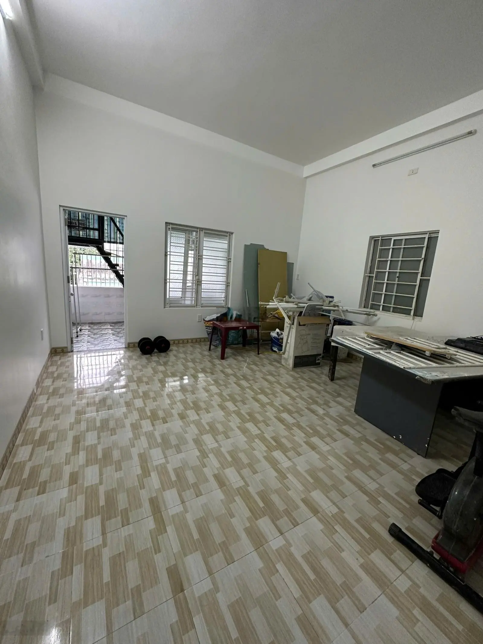 Bán nhà 3 tầng 3 mê đường huỳnh mẫn đạt-hoà cường bắc- hải châu-đà nẵng. gàn chợ hòa cường