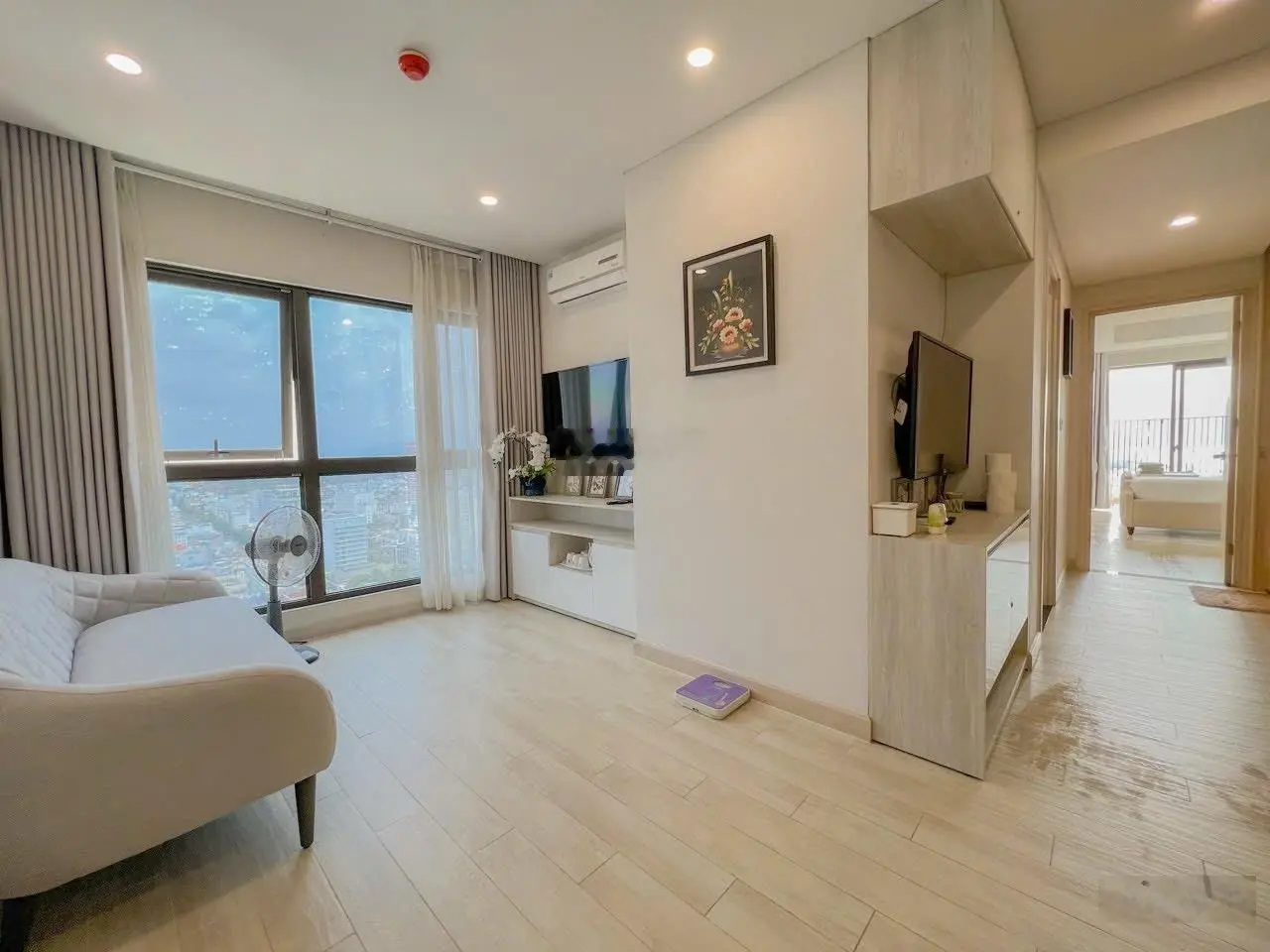 Chính chủ bán căn hộ 2PN Sát biển-Gold Coast Nha Trang, view biển và nội thất đẹp. Tầng cao mát mẻ