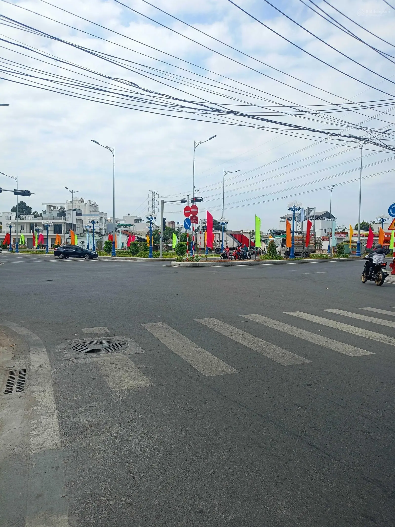 Nhà MT Huỳnh Văn Gấm, gần Hùng Vương nối dài, P2, TP Tân An