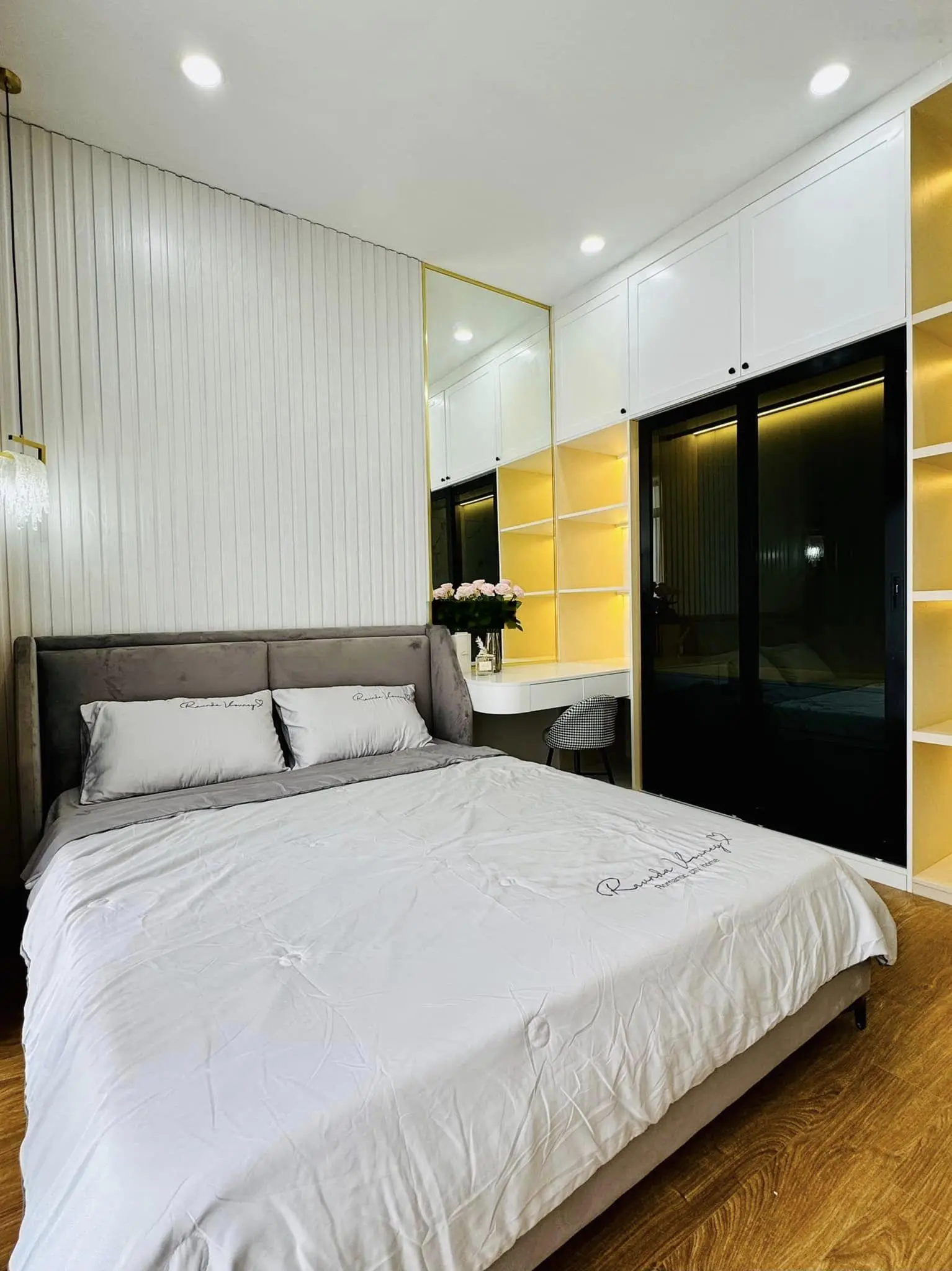 HẠ GIÁ BÁN NHANH NGUYÊN HỒNG,GÒ VẤP,3TY5 ,5X16,1T3L , 4PN, 5WC , HẺM TO 6M , THUÊ LÀM SHOP HOA 15TR