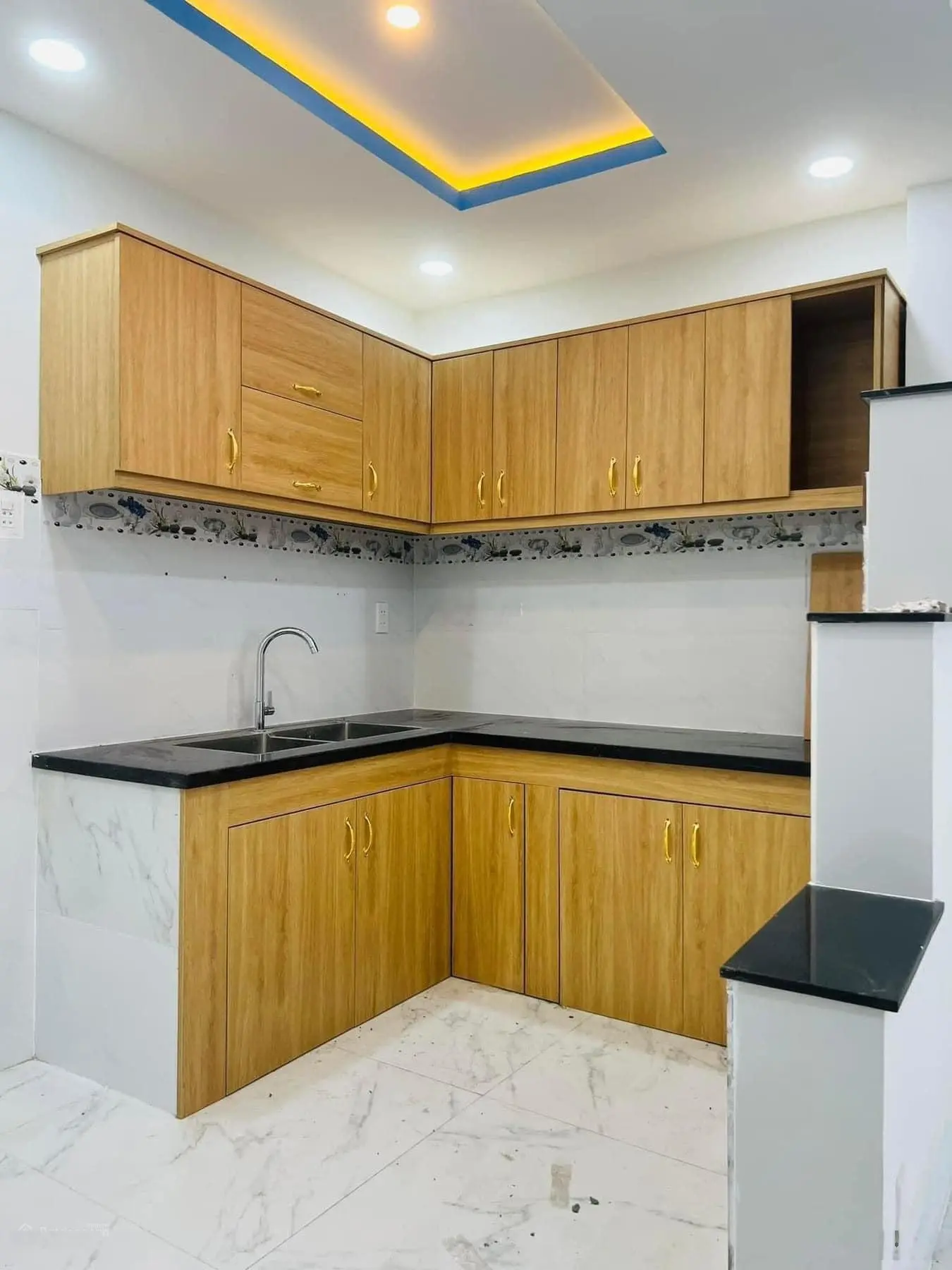 Nhà Lửng 2 phòng ngủ, DT: 4x10m, đường Liên Khu 4-5. Giá 1,88 tỷ
