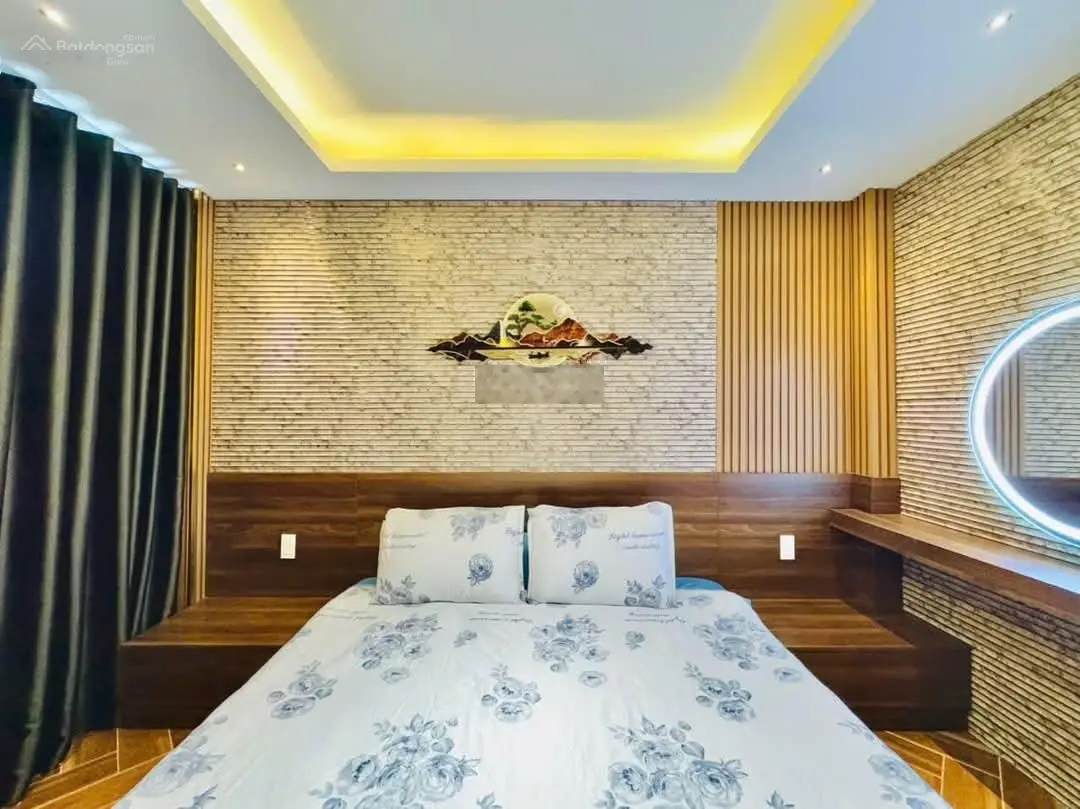Chủ đi Canada bán GẤP.Nhà Yên Thế, P.2, Quận Tân Bình.DT 39,6m2.Giá 3ty050 còn TL,sổ riêng,Hẻm 6m