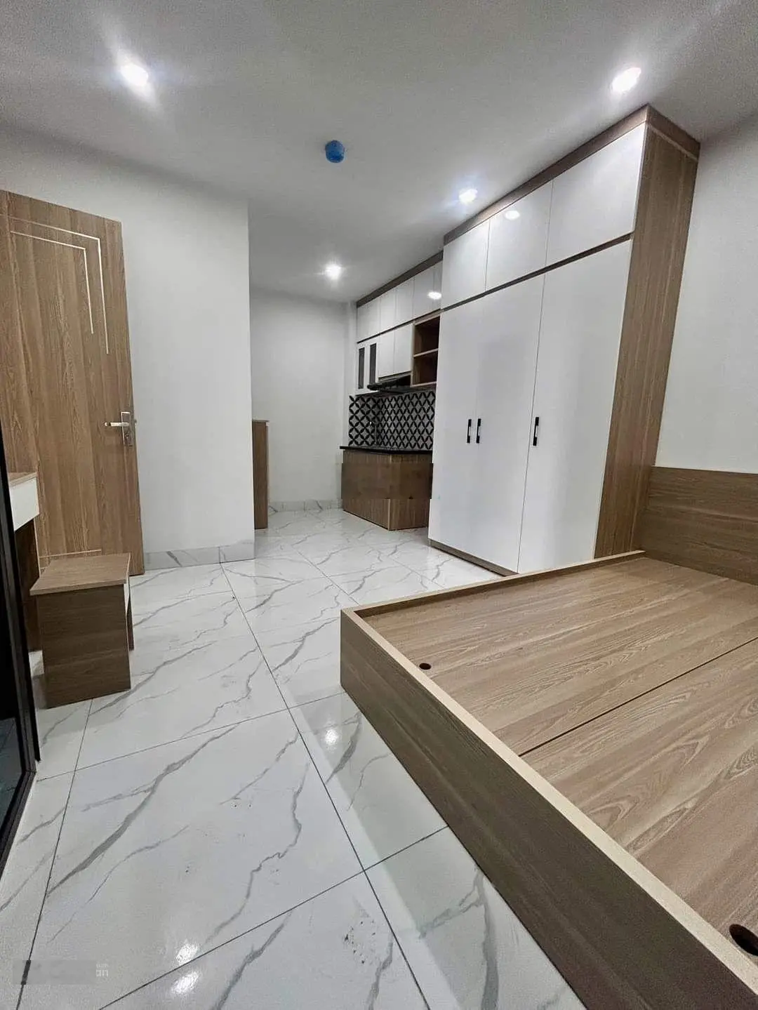 Bán CHDV Trần Cung 66m2 x 6 tầng lô góc 15P,kk,full nội thất cực thoáng GPXD, PCCC tiêu chuẩn
