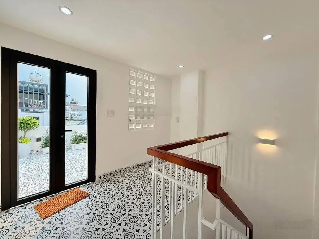 Siêu phẩm nhà đẹp cần bán Quận 3, đường Nguyễn Đình Chiểu. 44m2, SHR, full nội thất