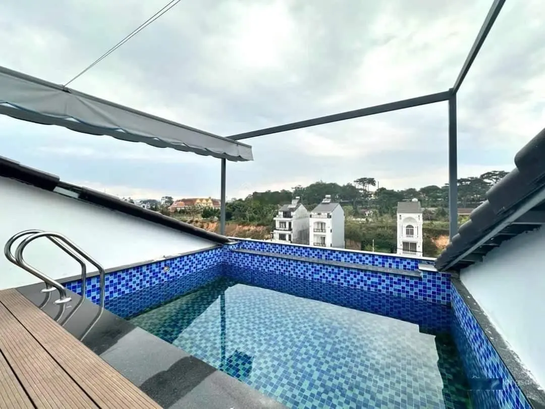 Bán nhà đẹp mới xây mặt tiền kqh phạm hồng thái, tp đà lạt. dt: 88 m2 , giá: 14,5 tỷ. 0908 748 ***