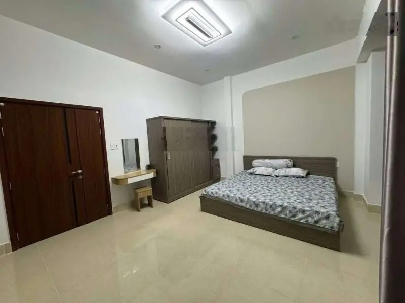 Bán nhà mới sát Phước Bình - 2 tầng ở ngay - giảm sâu chỉ 7 tỷ
