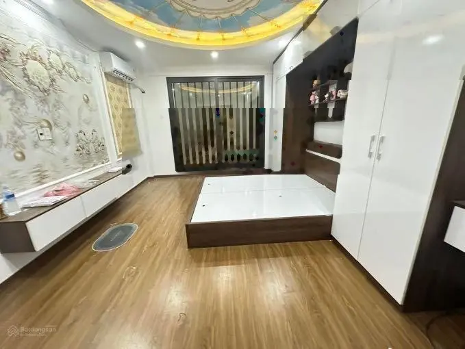 Bán nhà trung tâm mua sắm Thái Hà 43m2 x 7 tầng, Đống Đa, thang máy, mới tinh, ở ngay, nhỉnh 10 tỷ