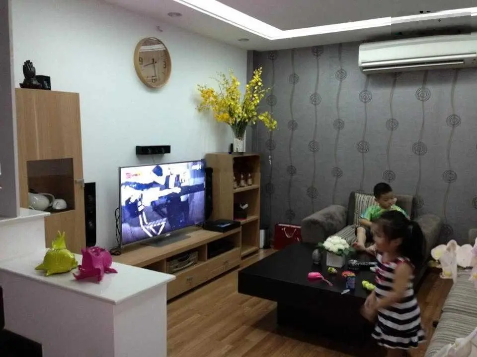 Hẻm xe hơi quay đầu, 5 tầng sát mặt tiền Huỳnh Văn Bánh, DTSD 200m2, 11.8 tỷ