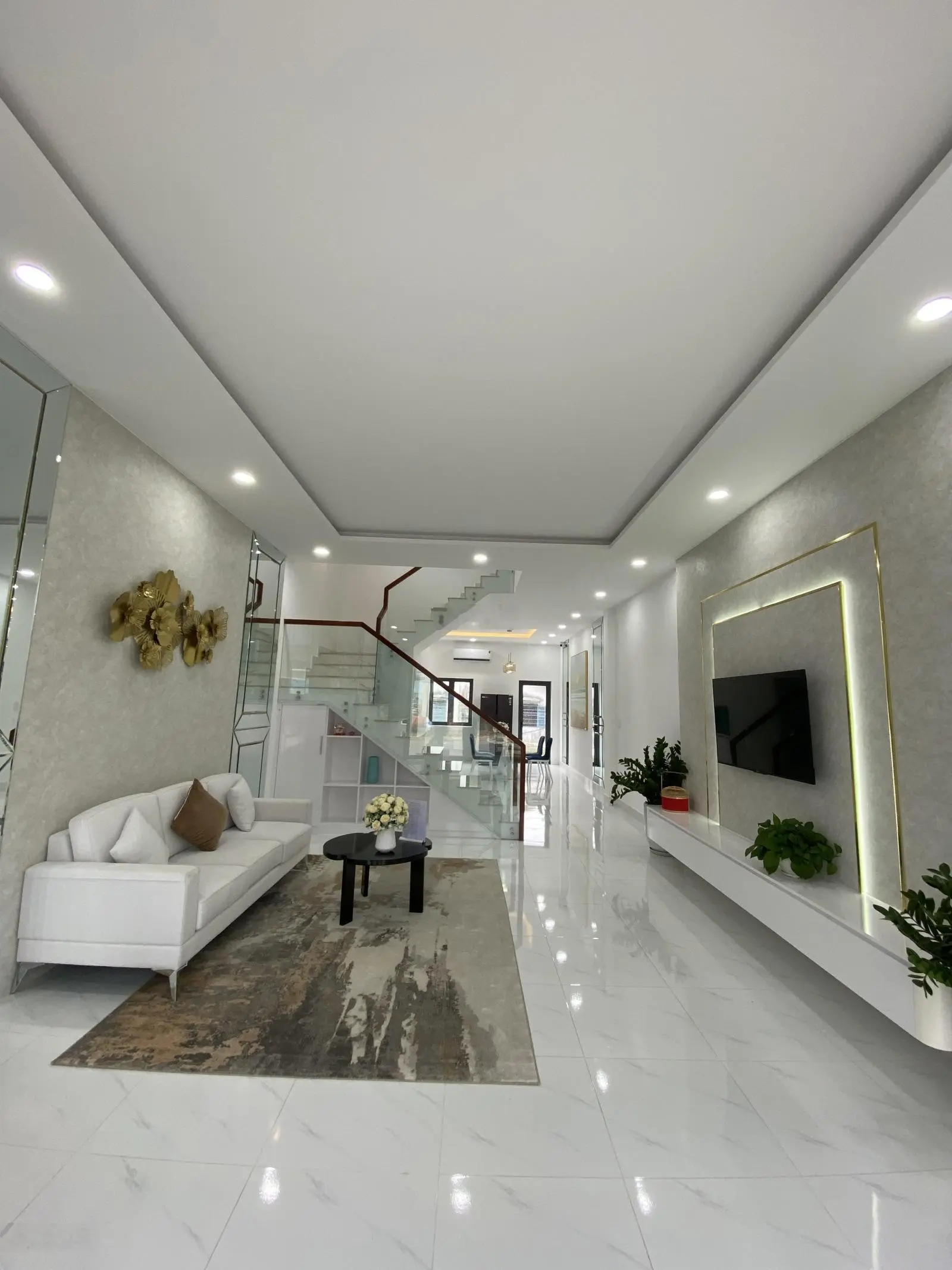 Bán shophouse tại Gia Khải Luxury, Hùng Vương, An Điền, Bến Cát, Bình Dương, 2,9 tỷ, 72m2