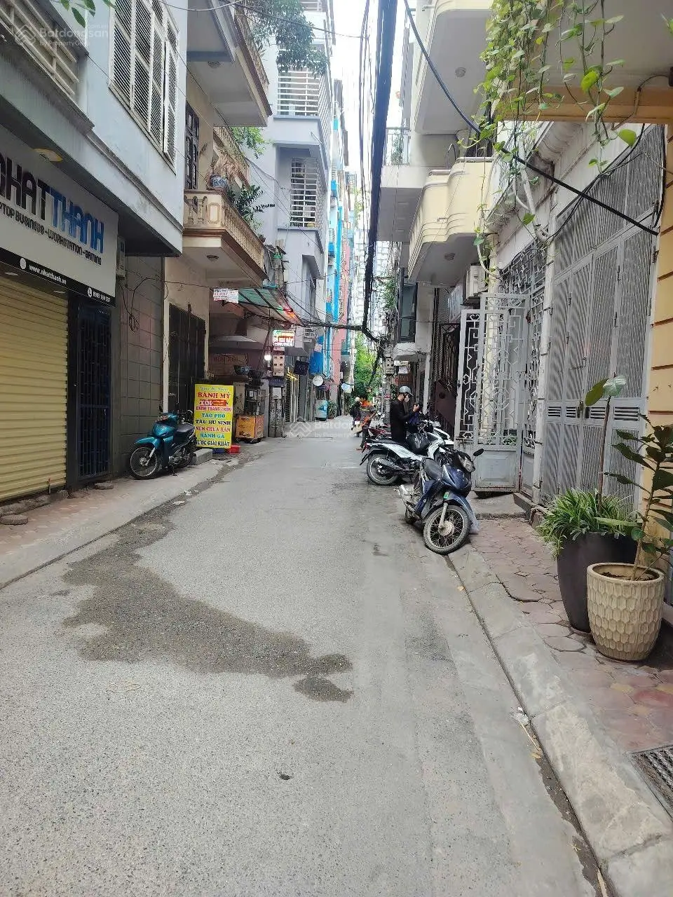 Bán nhà đường Yên Lãng, Đống Đa, HN - Sát phố - Oto vào nhà, ngõ thông, kinh doanh - Mặt tiền khủng