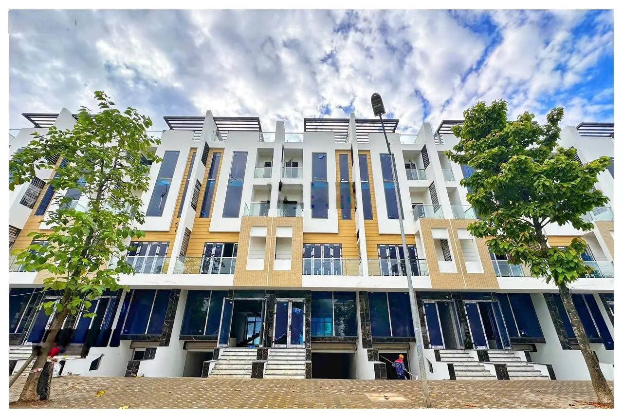 Bán gấp liền kề tại kđt thanh hà - liền kề 100m2, giá chưa đến 10 tỉ đồng